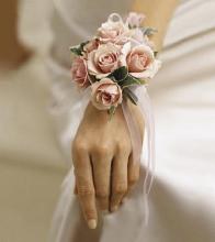 Pure Grace Wrist Corsage